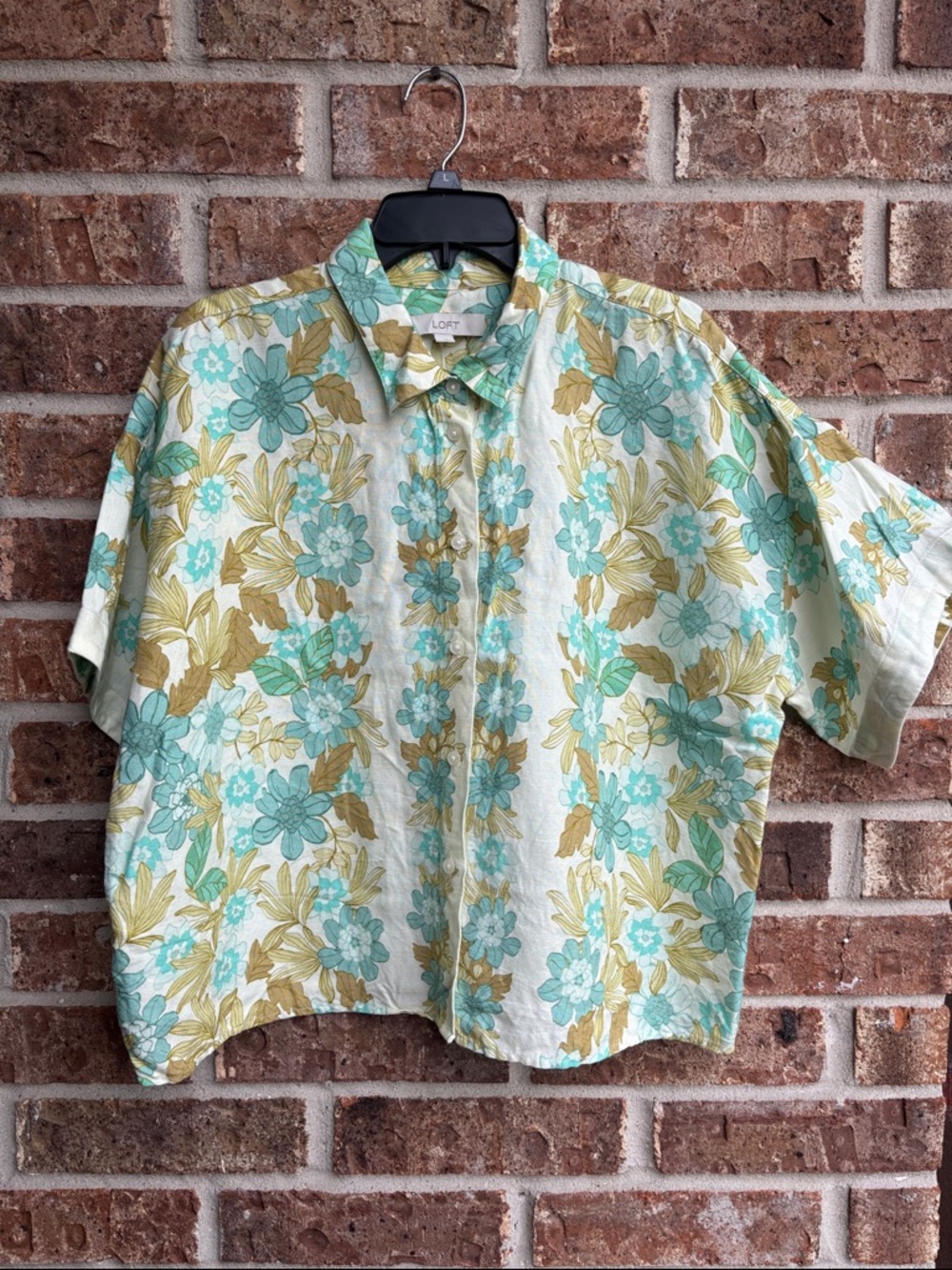 LOFT boxy Short-Sleeve Floral linen  Button-Up Shirt in Teal & green